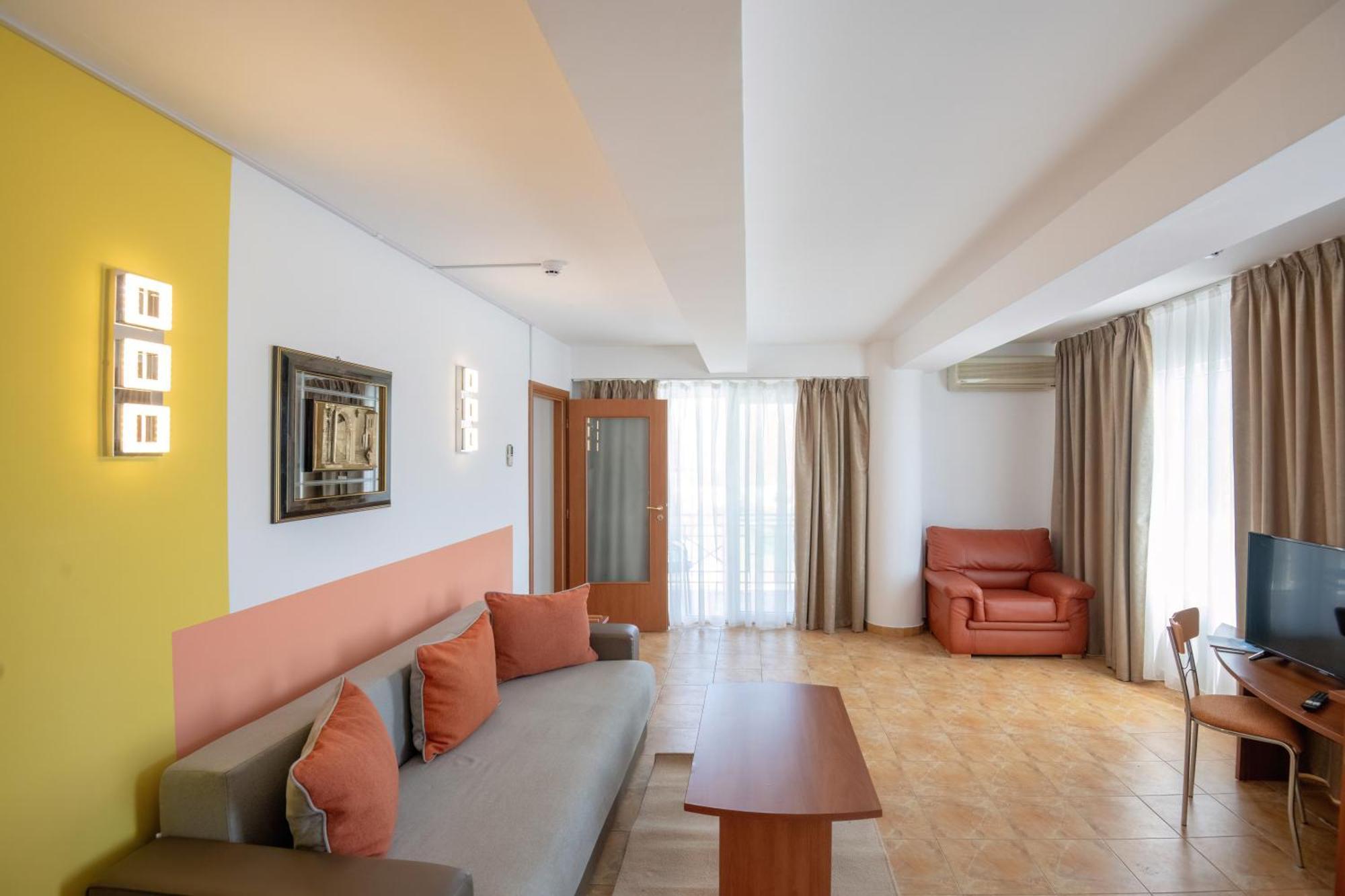 Complex Modern All Inclusive מאמאיה מראה חיצוני תמונה