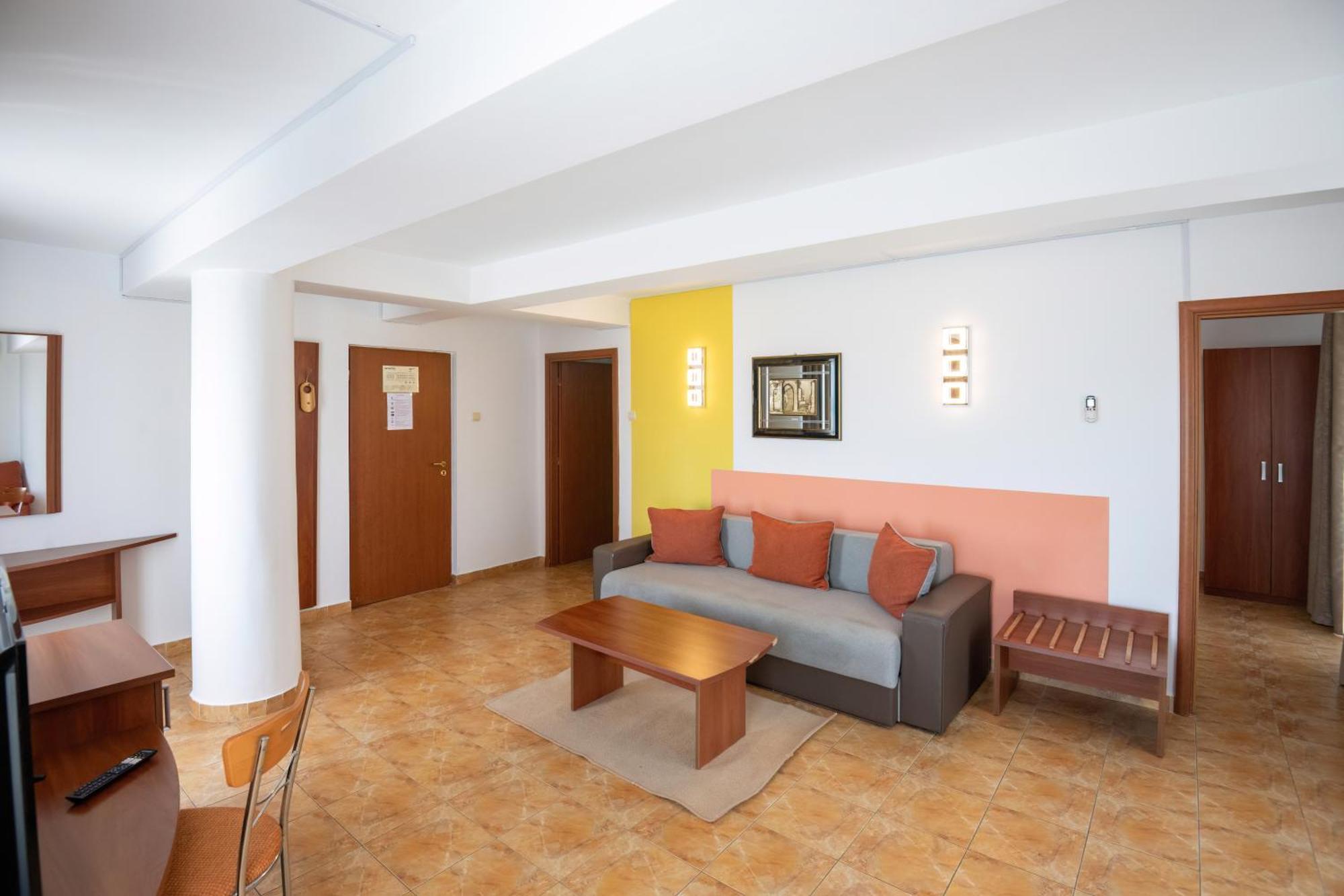 Complex Modern All Inclusive מאמאיה מראה חיצוני תמונה