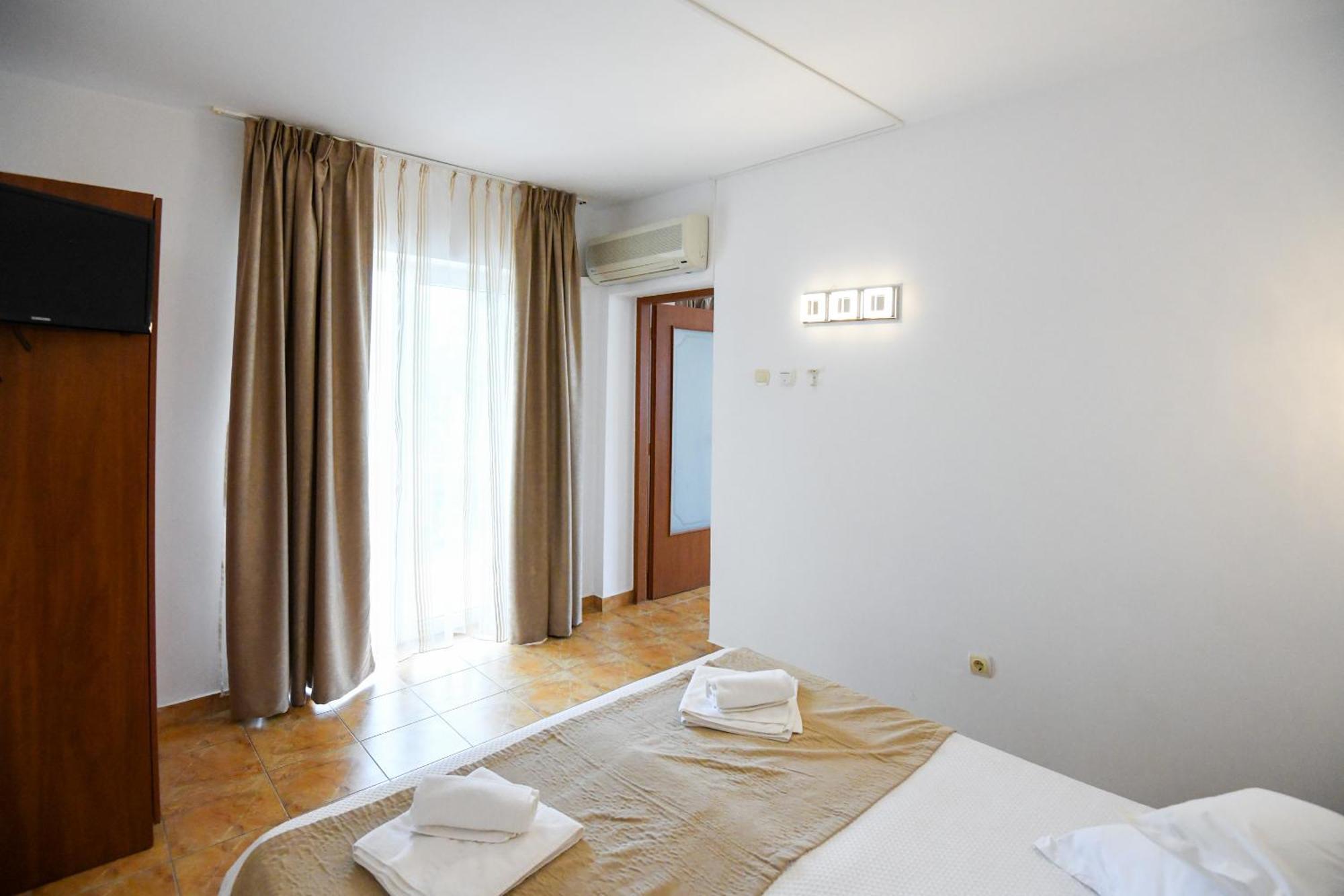Complex Modern All Inclusive מאמאיה מראה חיצוני תמונה